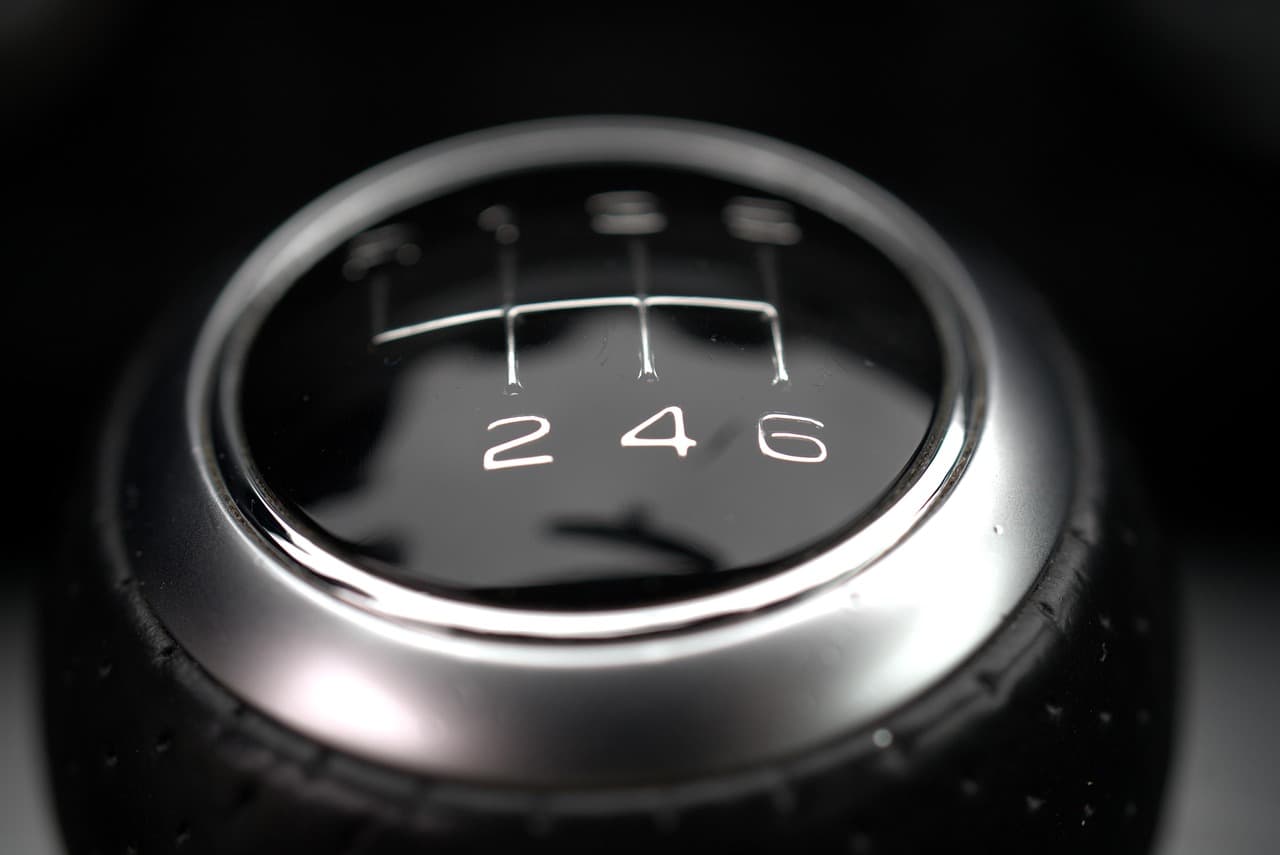 A six-speed manual gear knob, close up